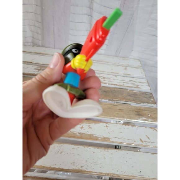 Wbei Martian Looney tunes 2020 McDonald's figurine toy - Picture 6 of 6